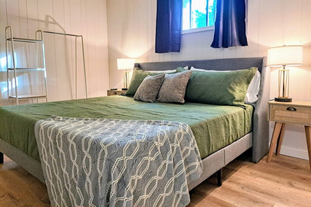 6558aa8c7790432986616c0f52e3a3a1-Large